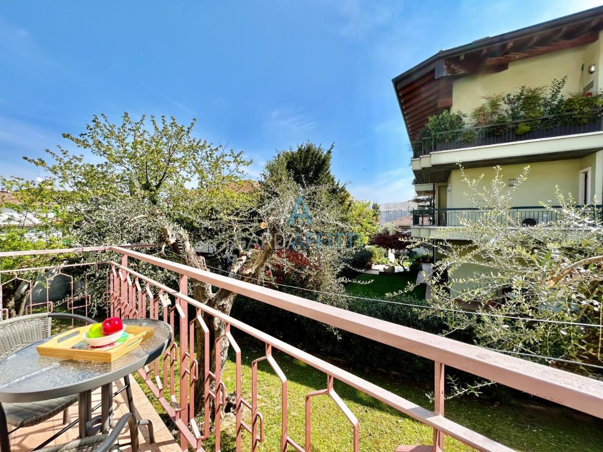 Ares Apartment - Vicino Al Lago Di Garda E Alla Stazione Treno Desenzano del Garda Dış mekan fotoğraf